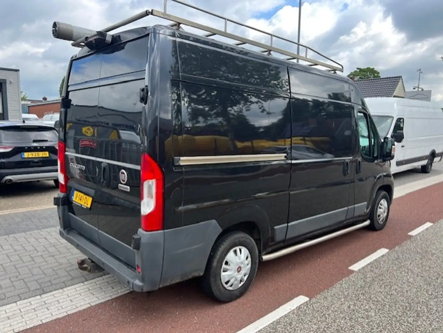 Fiat Ducato 2.3 MultiJet 96KW L2H2 130PK AIRCO KLIMA EURO6 Zwart - 2