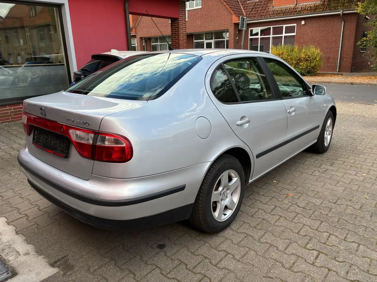 SEAT Toledo Stella 1,6 16V-Klima-TÜV-AU-05-2028-, foto 9