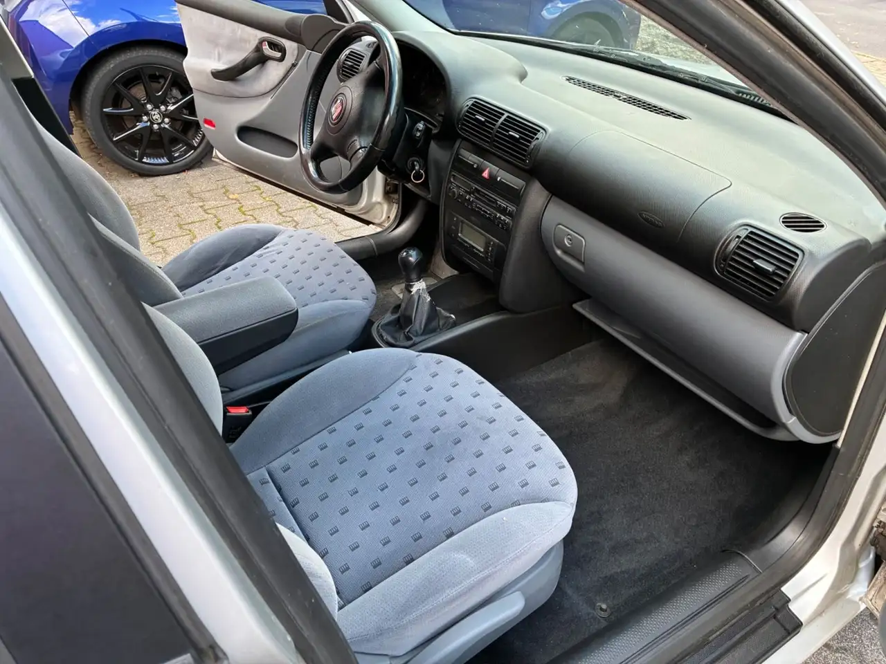 SEAT Toledo Stella 1,6 16V-Klima-TÜV-AU-05-2028-, foto 12