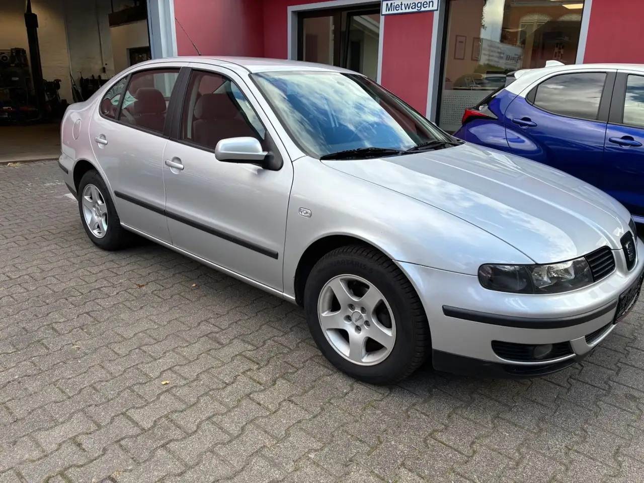 SEAT Toledo Stella 1,6 16V-Klima-TÜV-AU-05-2028-, foto 3