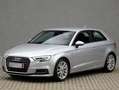 Audi A3 1,0 TFSI design/LED/Navi/SitzHZG/AHK/17"LMF Argento - thumbnail 1