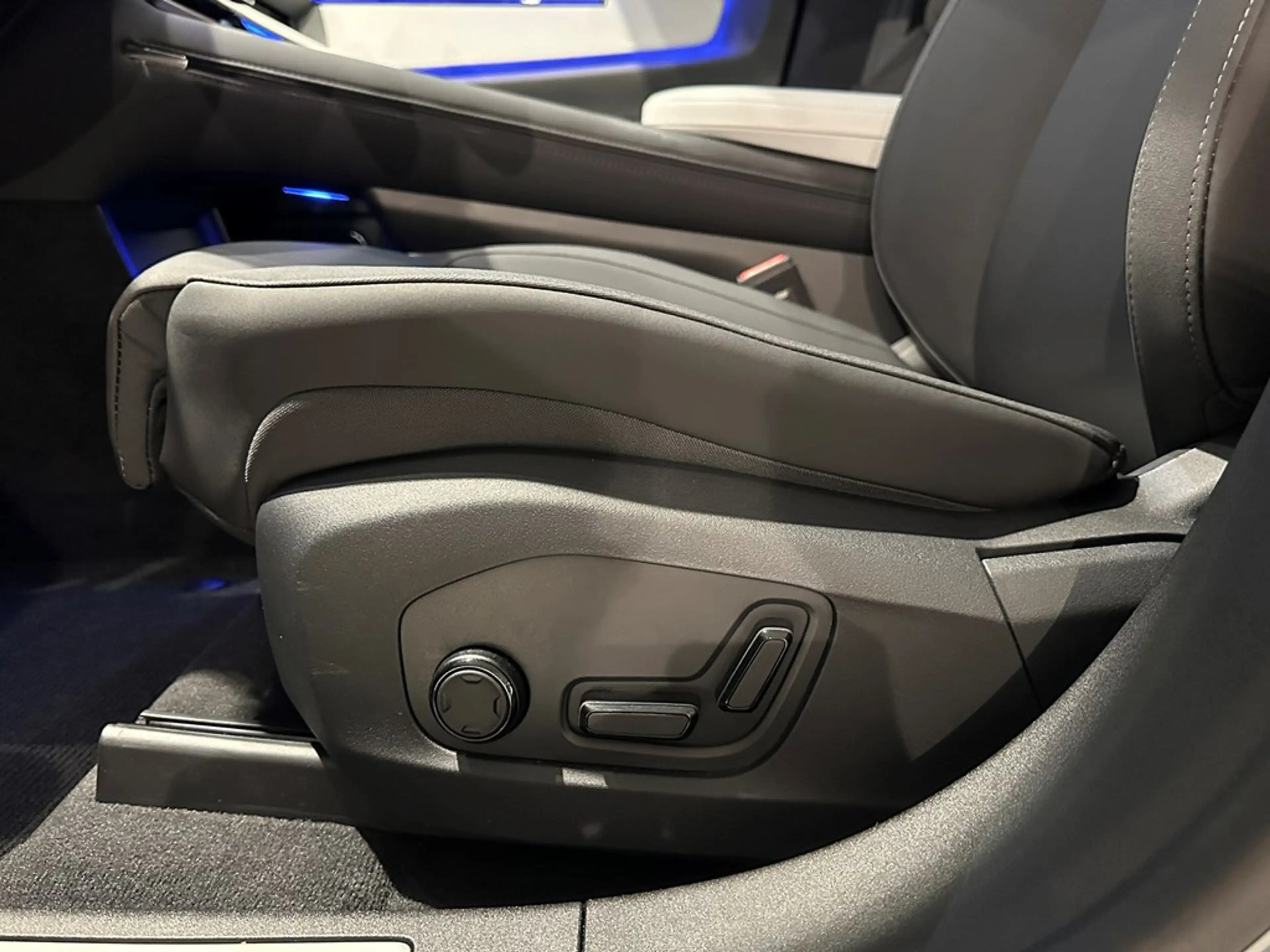 Polestar 4 Long Range — photo 6