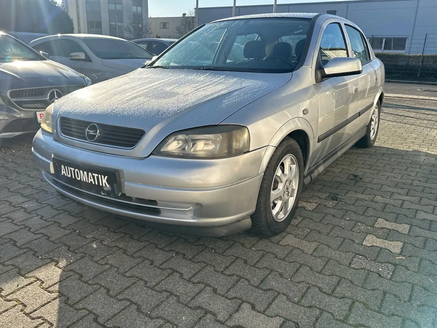 Opel Astra 1.6 Njoy*Neu Bremse*Neu HU TÜV *Automatik Grau - 1