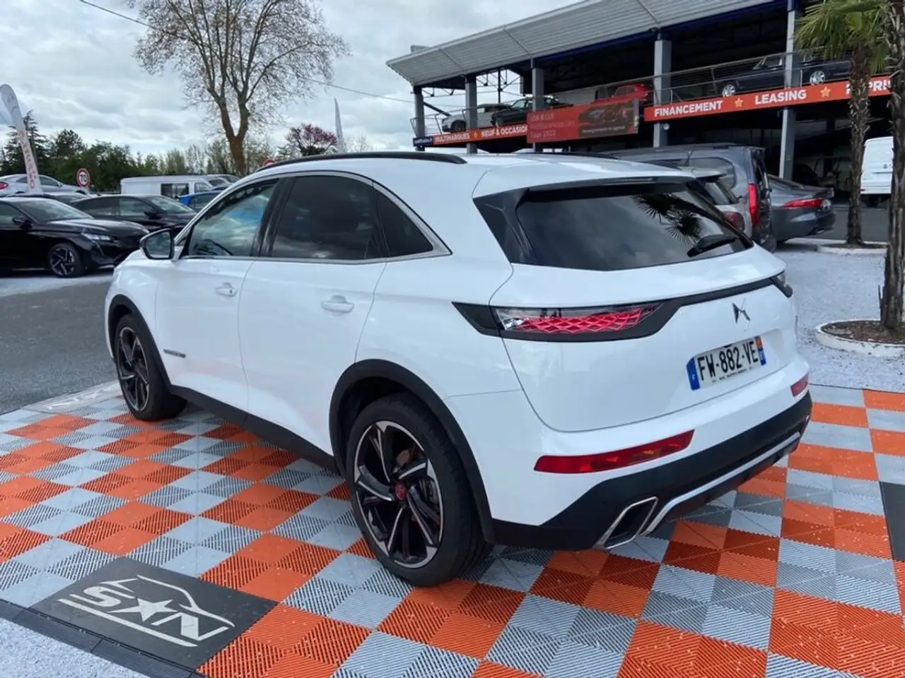DS Automobiles DS 7 Crossback 2021