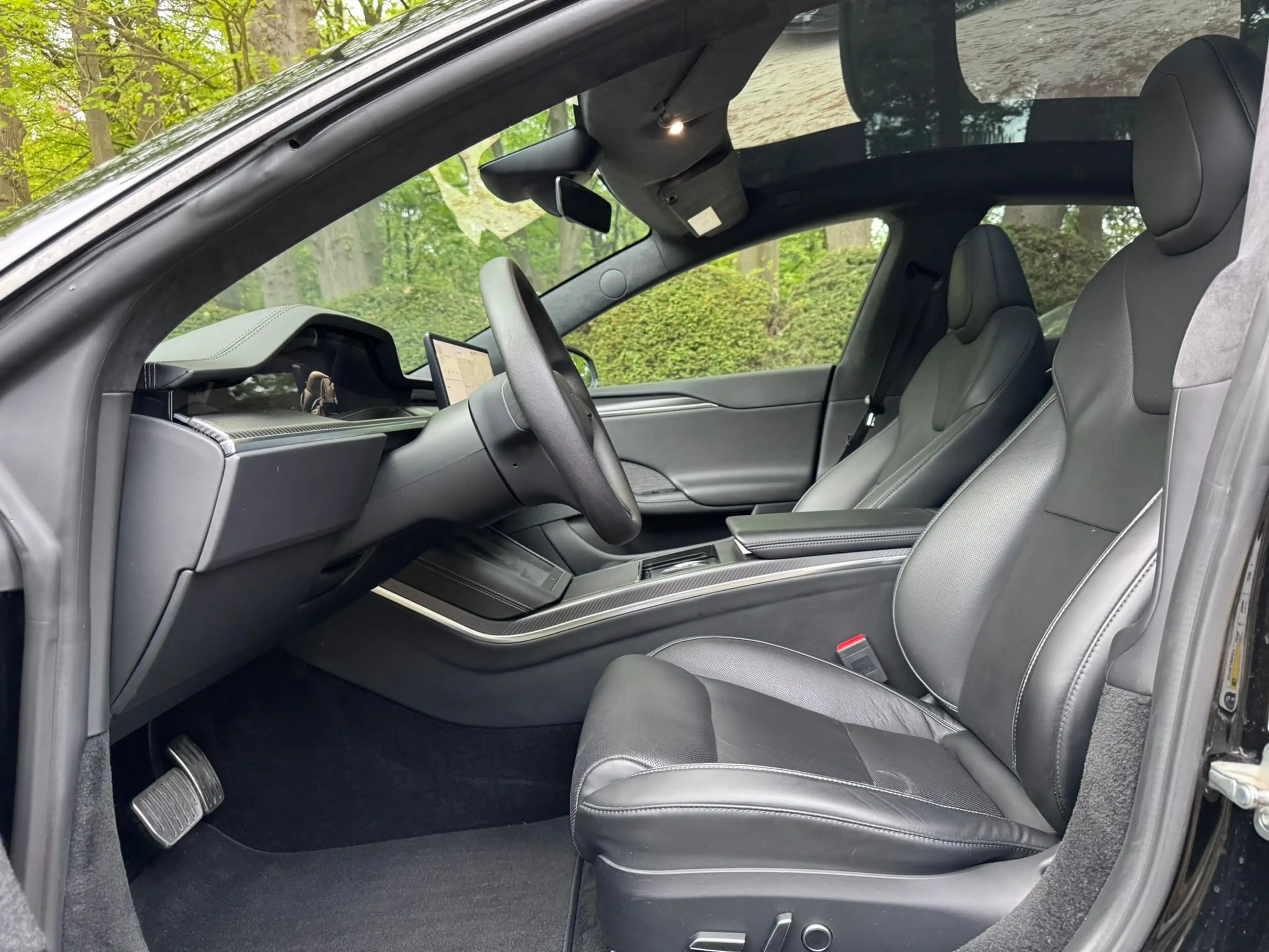 Tesla Model S PLAID / 1020HP / full black/1 owner/ premium — photo 13