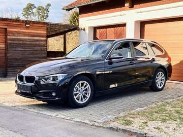 318d Touring Advantage F31, Sportsitze, Head-Up, Sitzheizung, PDC vorne und hinten, Anhängerkupplung, etc.