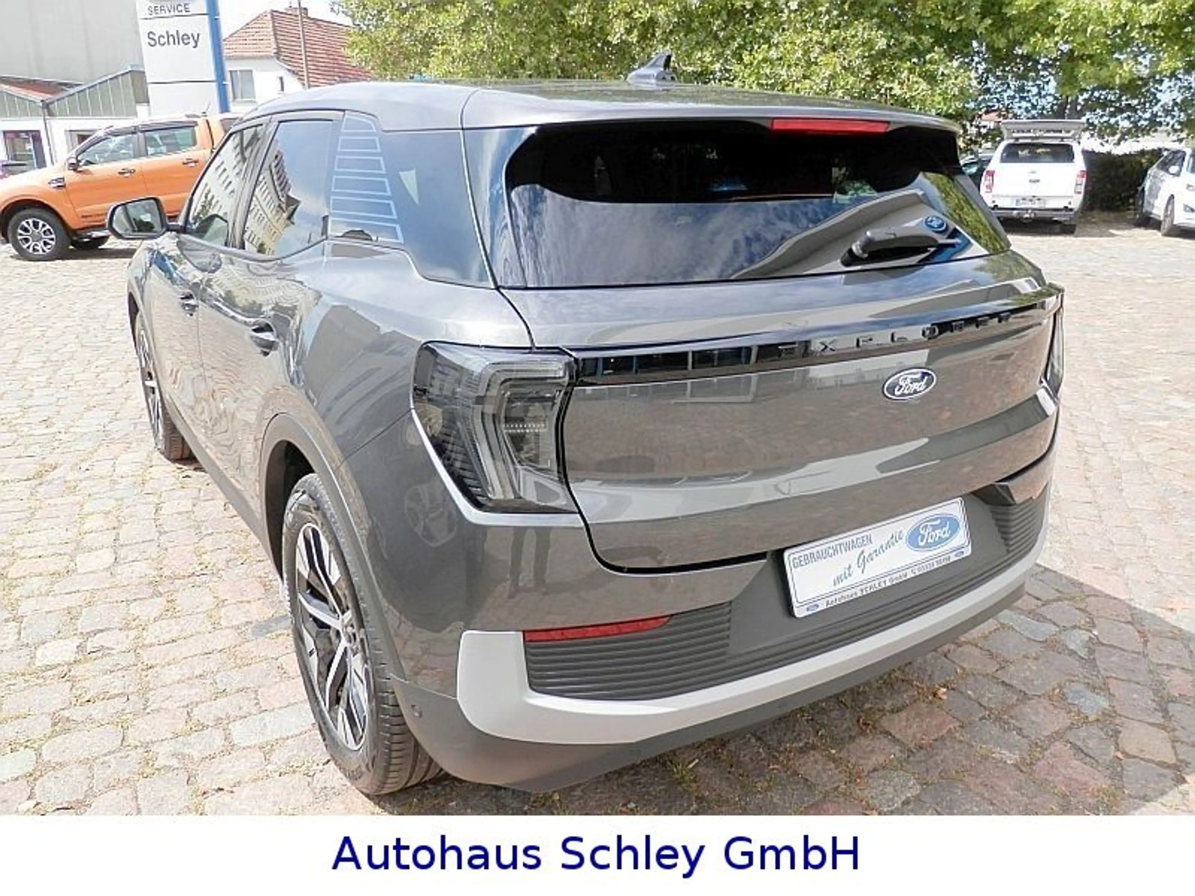Ford Explorer RWD*Wärmepumpe*FahrAssPack* — photo 4