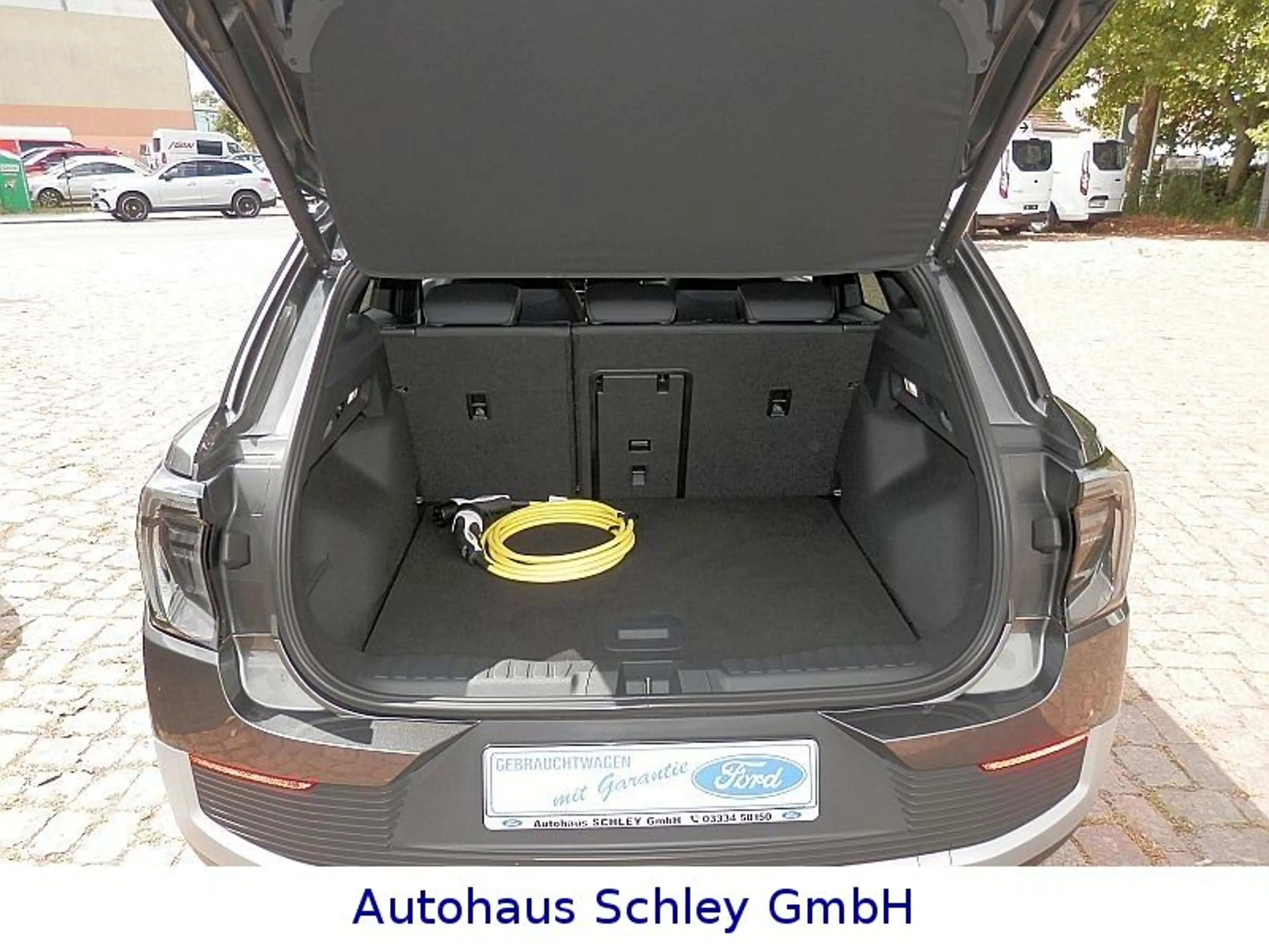 Ford Explorer RWD*Wärmepumpe*FahrAssPack* — photo 7
