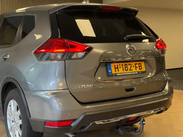 Nissan X-Trail view 10