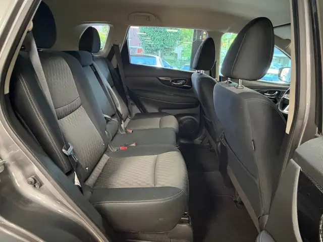 Nissan X-Trail view 16
