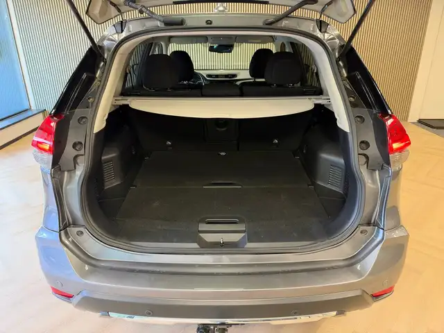 Nissan X-Trail view 24