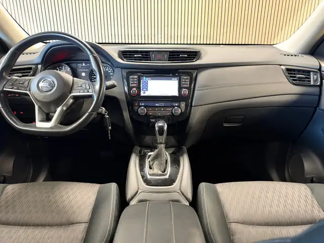 Nissan X-Trail view 23