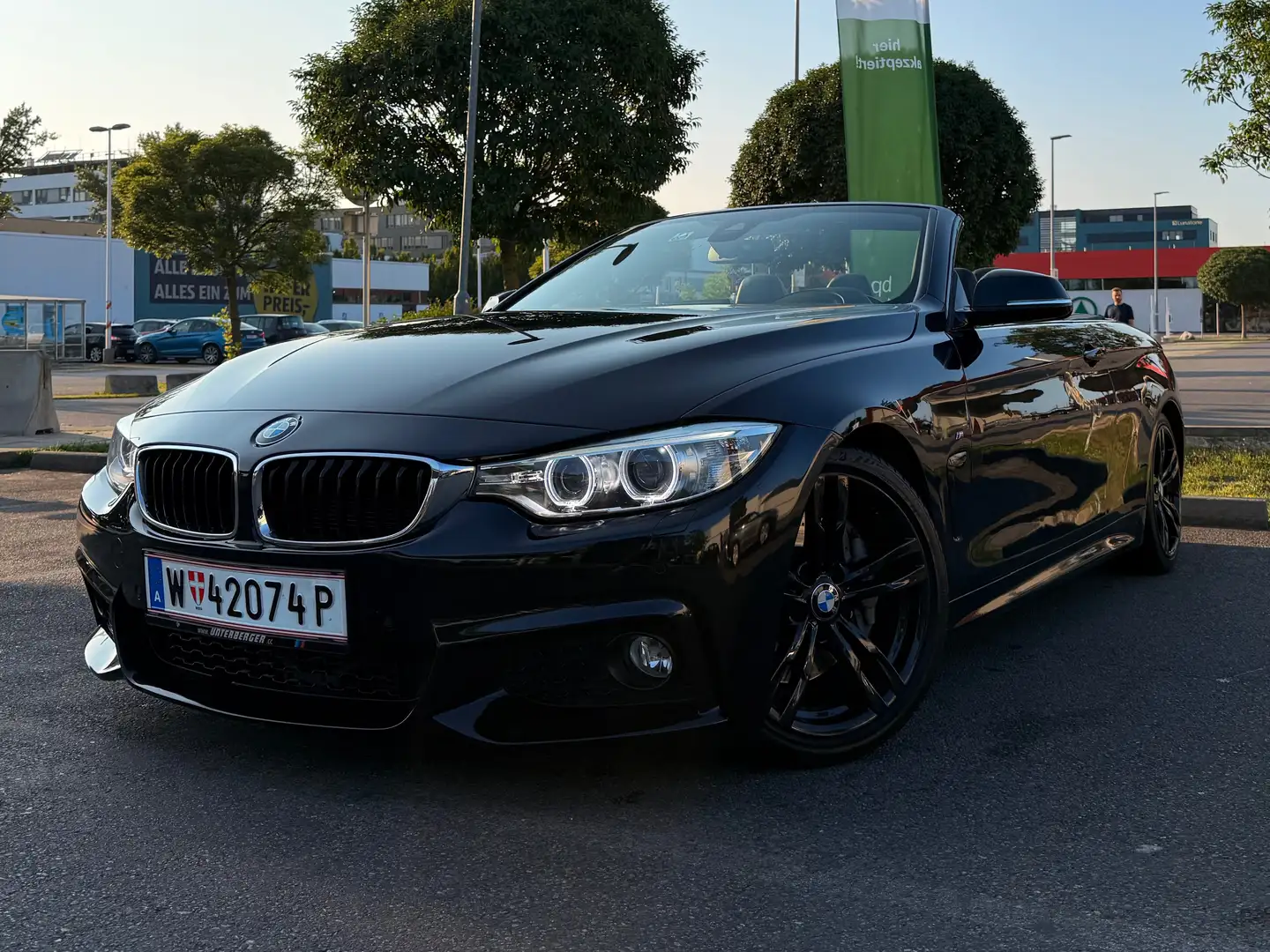 BMW 430 430d Cabrio M Sport Aut. M Sport Schwarz - 1