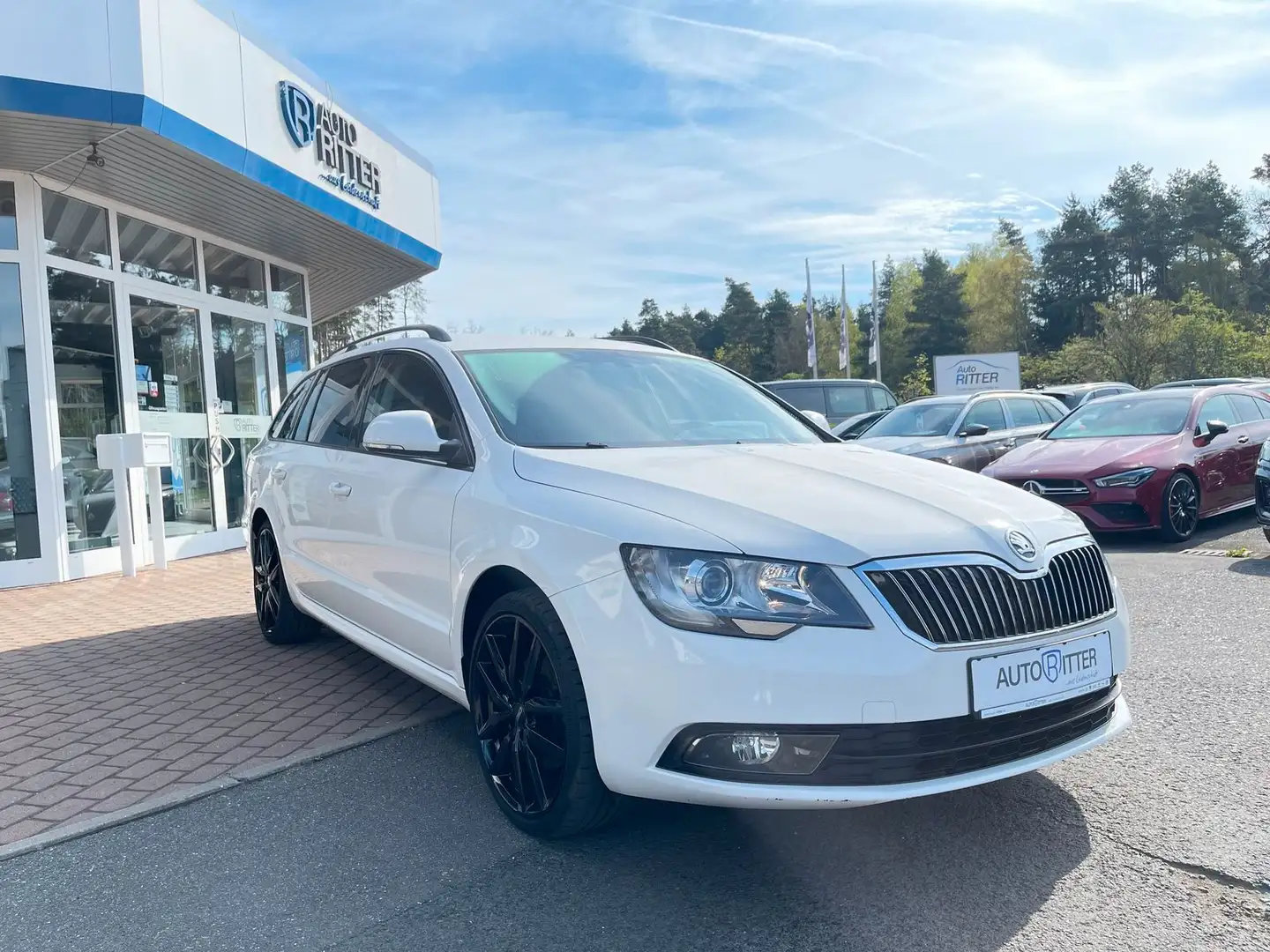 Skoda Superb Combi Active Kombi 1.4 TSI AHK|NAV|APP... Weiß - 1
