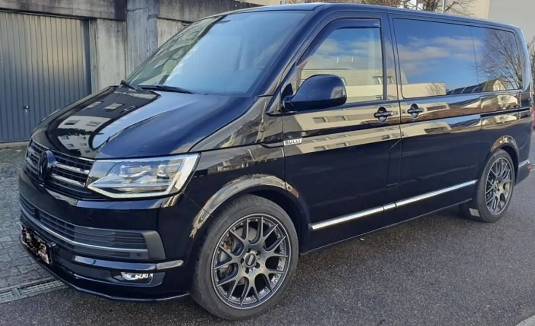 Volkswagen T6 Multivan 2.0 TDI 4MotionDSG,Standh ”Airride”20-Zoll-BBS Fekete - 1