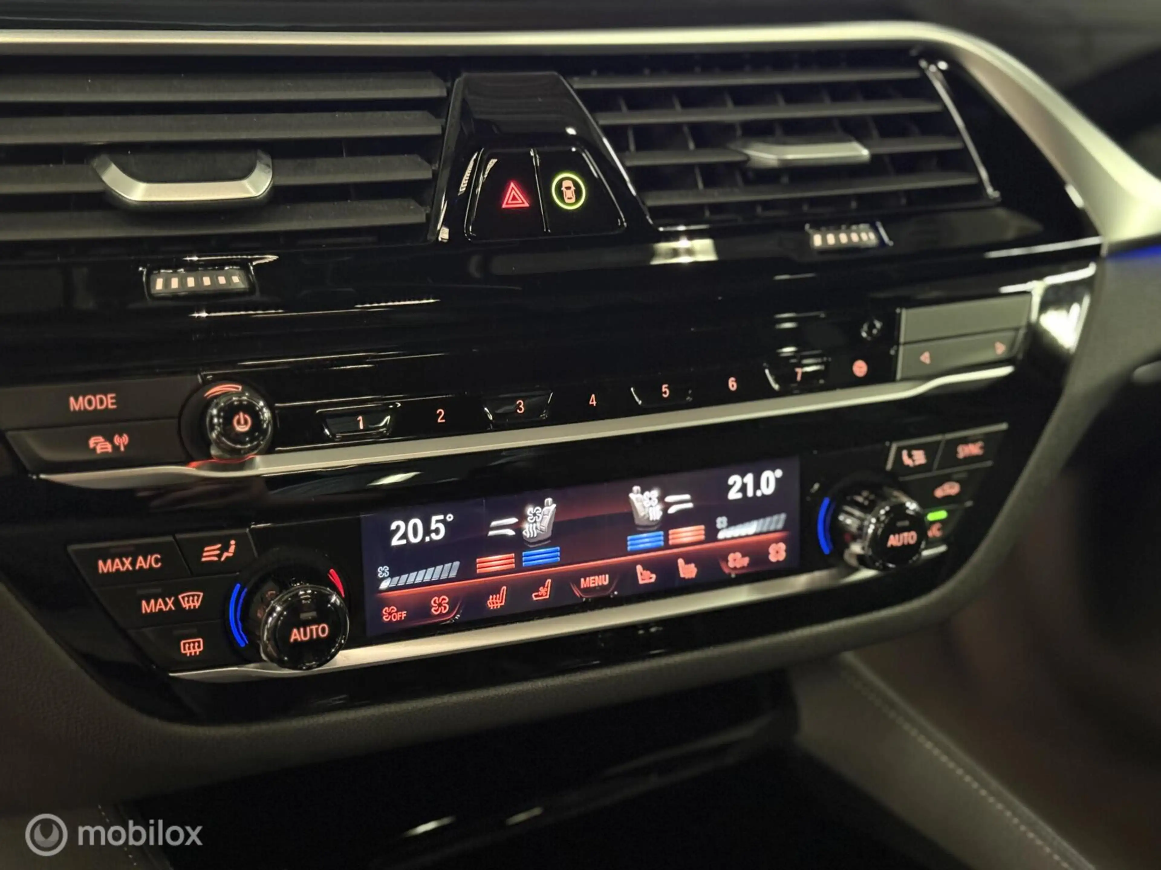 BMW M550 5-serie M550i xDrive High Executive B&W|360CAM|MEM — photo 22