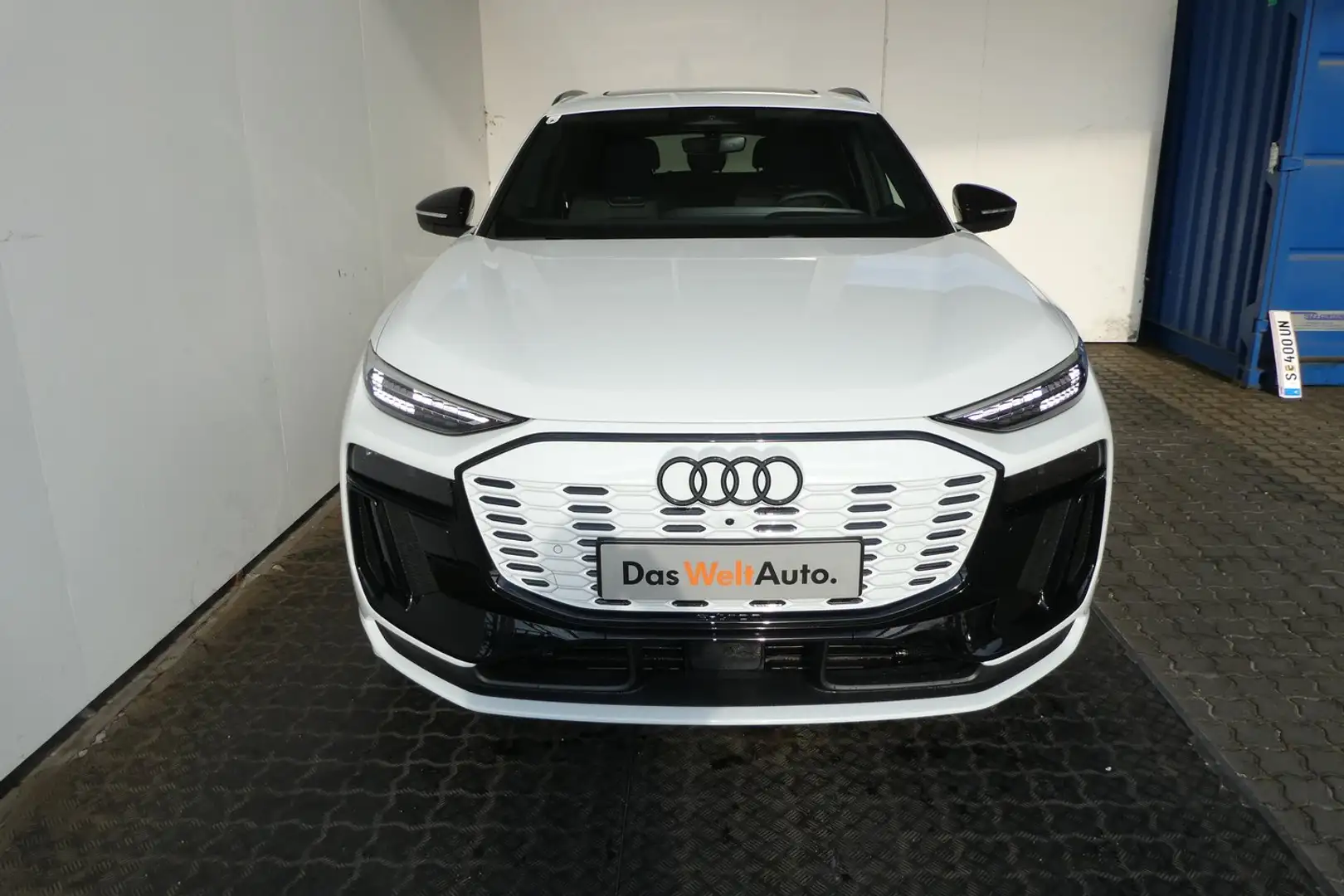 Audi Q6 e-tron quattro Weiß - 2