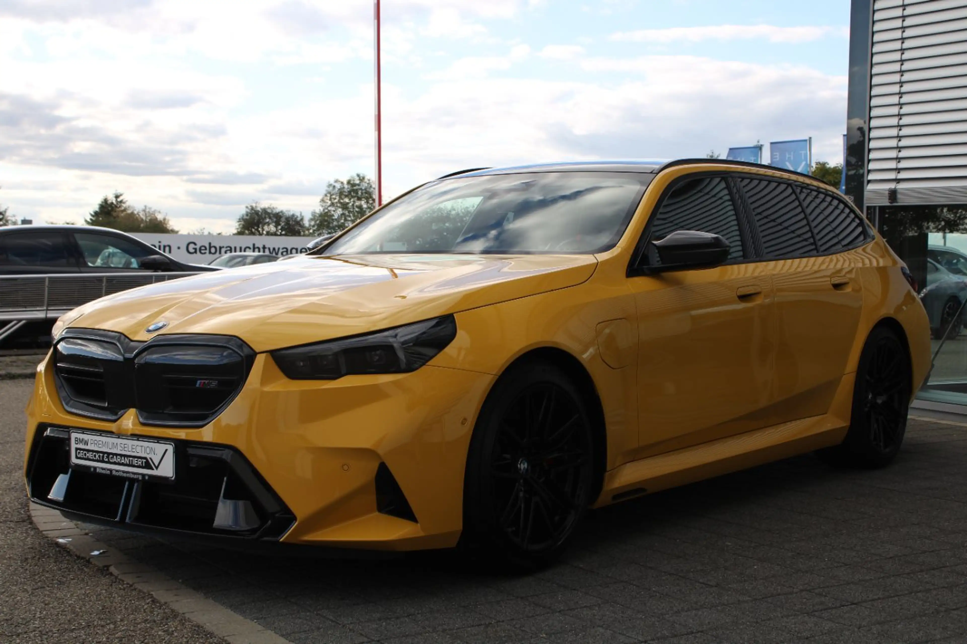 BMW M5 Touring NP 161050.- AHK ACC M Drive HeadUp — photo 2