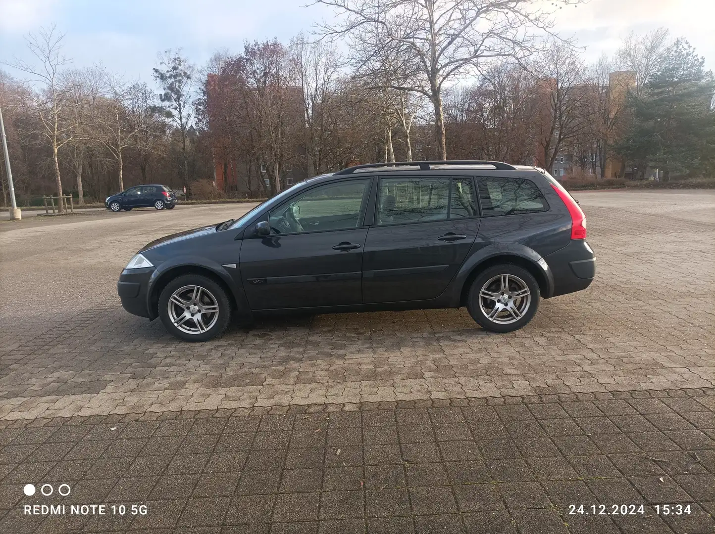 Renault Megane 1.5 dCi Grandtour Authentique - 1