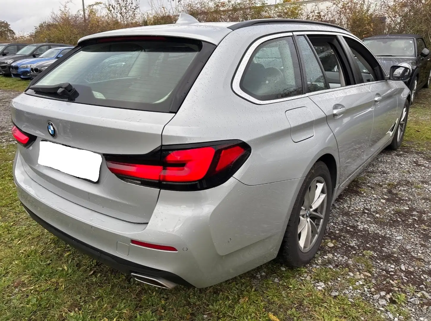 BMW 520 520d Touring Aut. Silber - 1