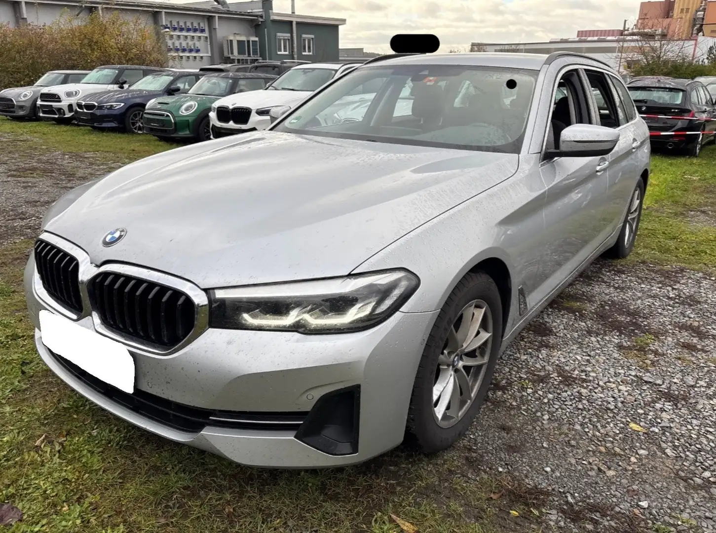 BMW 520 520d Touring Aut. Silber - 2