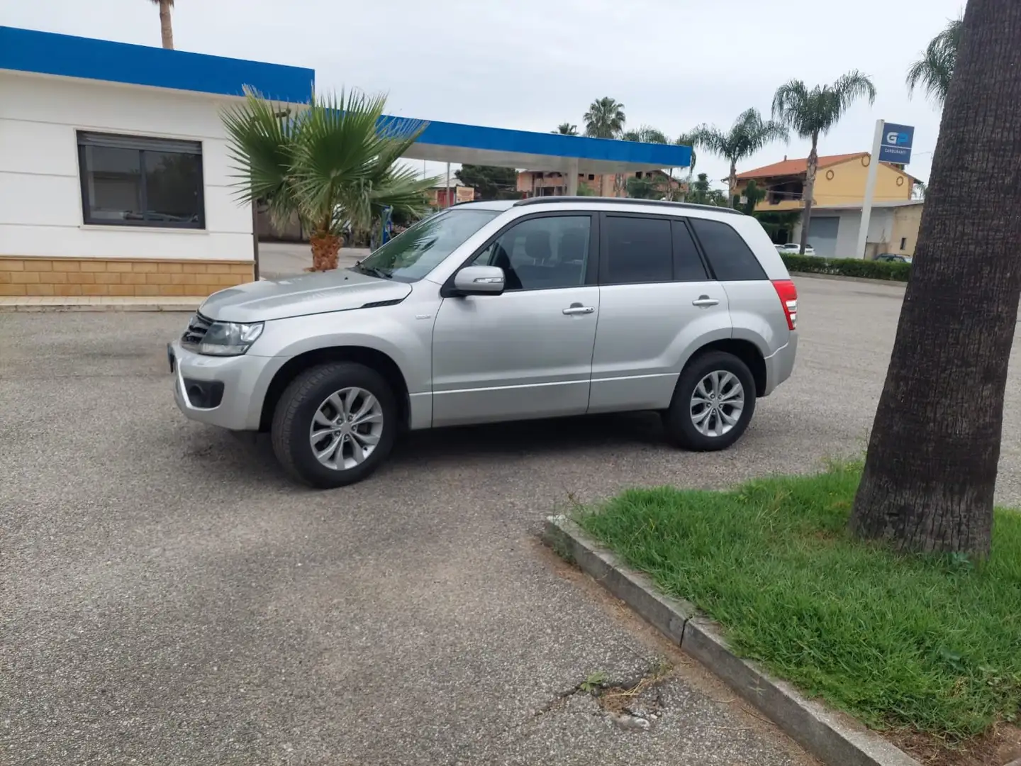 Suzuki Grand Vitara Grand Vitara 1.9 ddis offroad Evolution+ 5p Zilver - 1