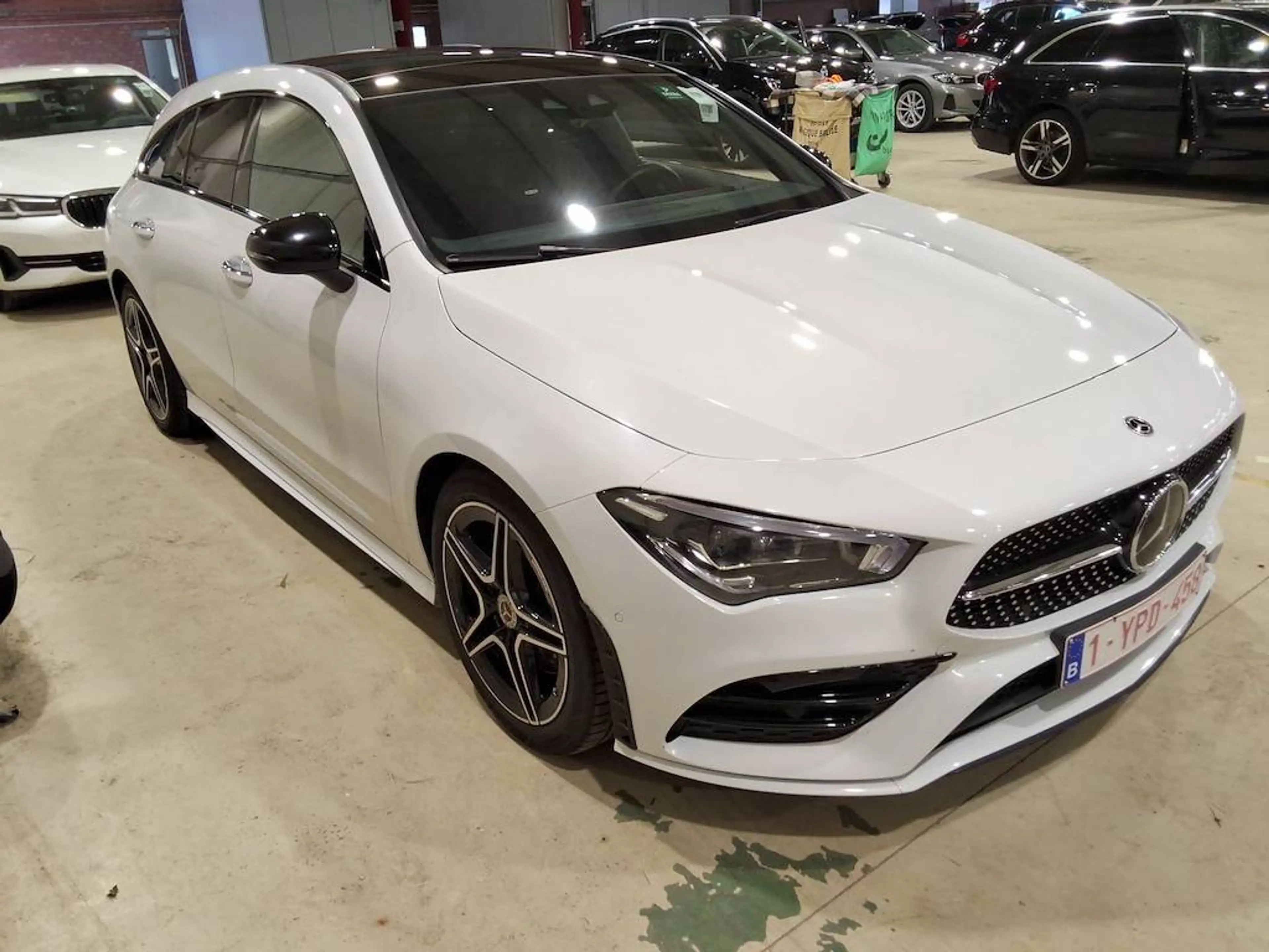 Mercedes-Benz CLA 200 d ShootingBrake Pack AMG 8GTRONIC *MULTIBEAM-CAMERA-NAVI-PANO* — photo 3