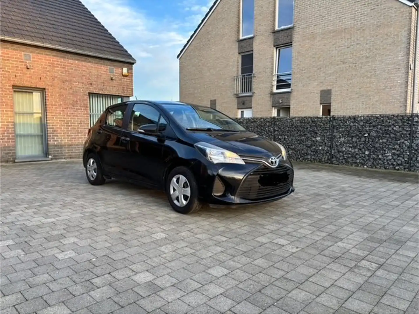 Toyota Yaris 1.0i+VVT 5P Euro 6 Noir - 1