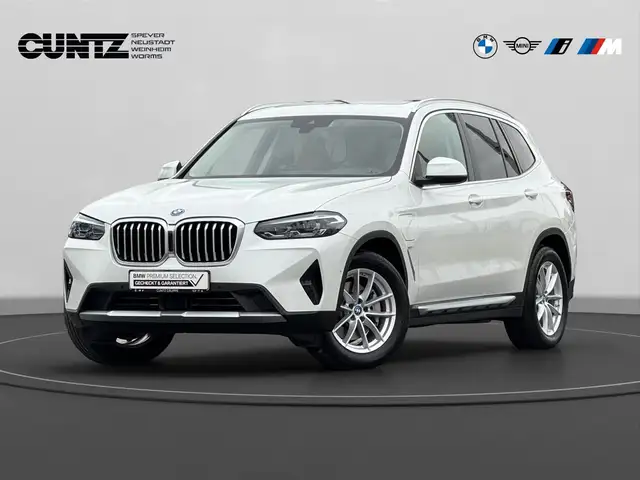 BMW X3 xDrive30e Anhängerk. Panodach  LED Scheinwerfer Hi