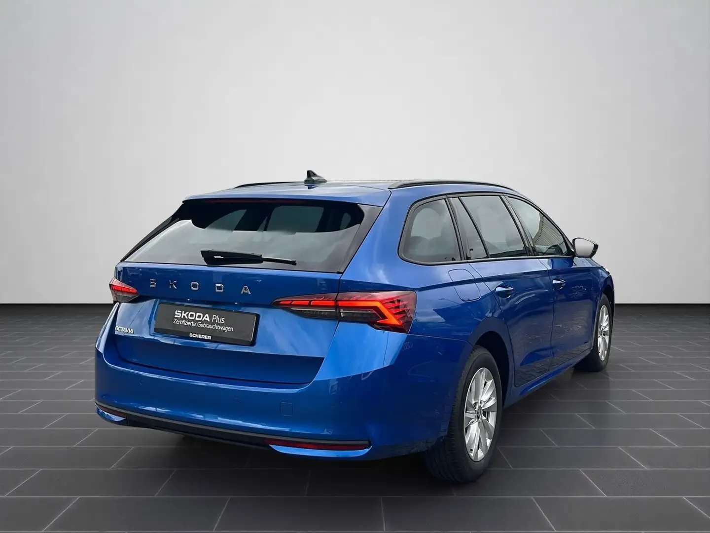 Skoda Octavia Combi 1.5 TSI Selection Navi, AHK, RFK, Blau - 2