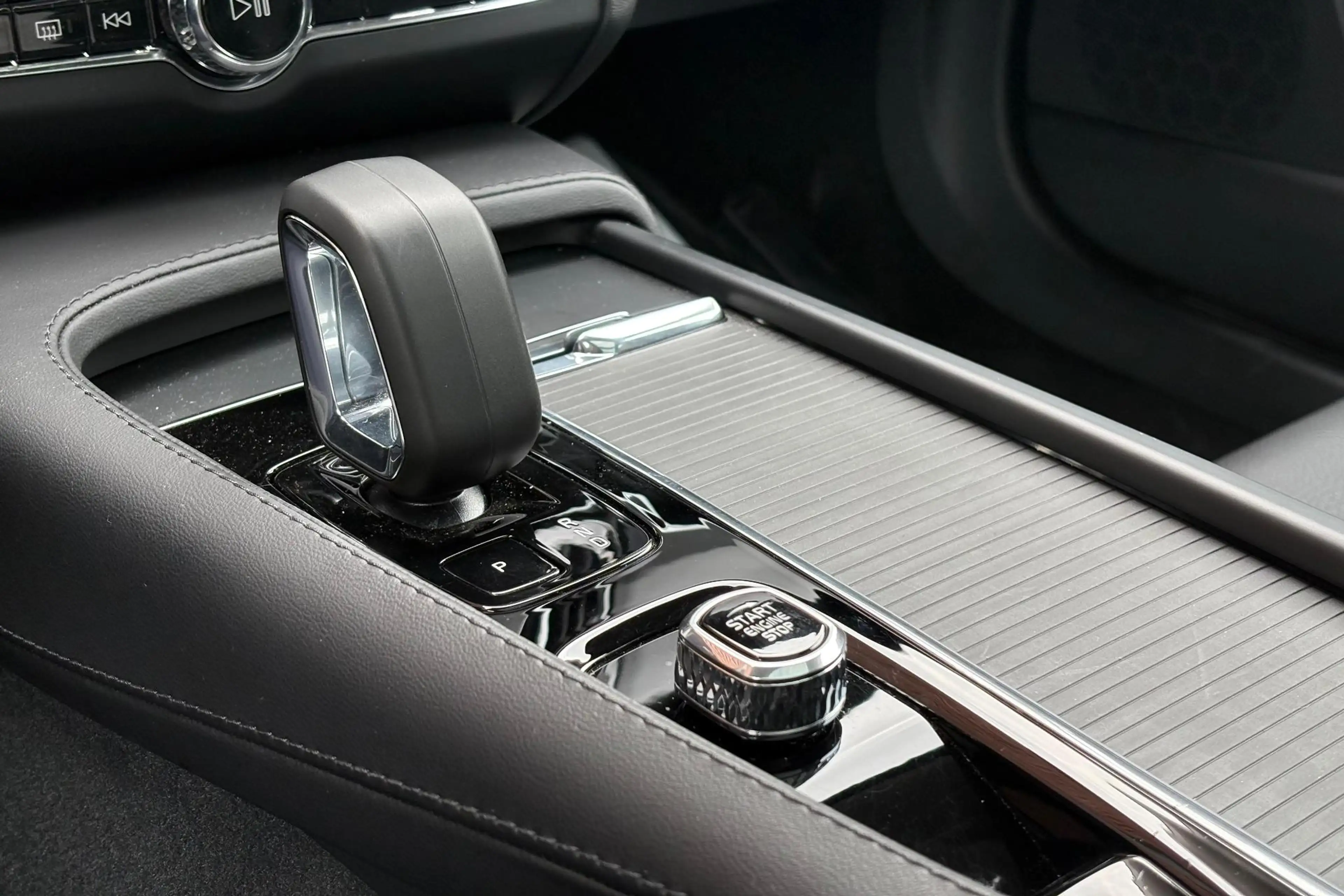 Volvo V90 Cross Country B5 AWD Automaat Plus | Panoramadak | Harman Kardon — photo 13