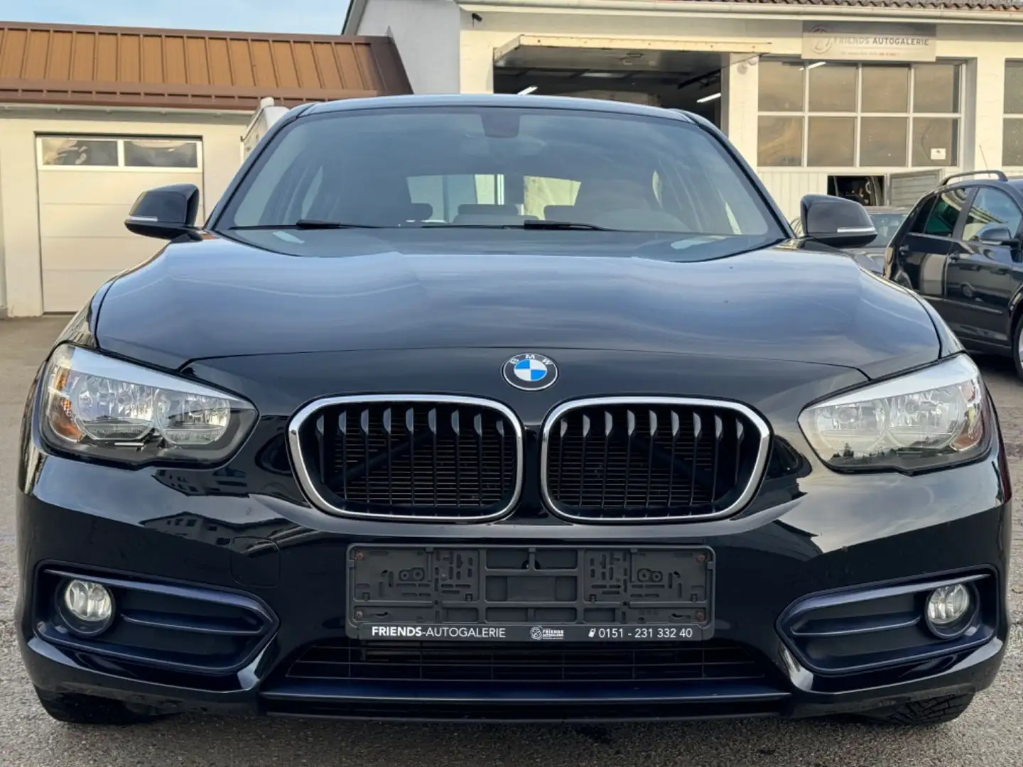 BMW 118 i Sport Line*1.HAND*TEMPOMAT* Noir - 2
