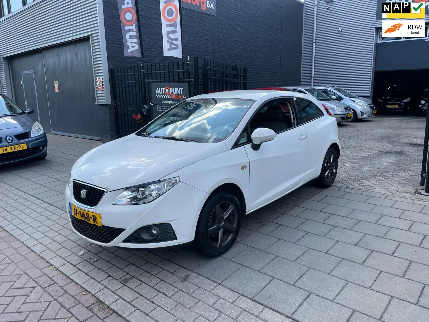 SEAT Ibiza SC 1.2 Reference Sport Airco CruiseControl NAP APK Wit - 1