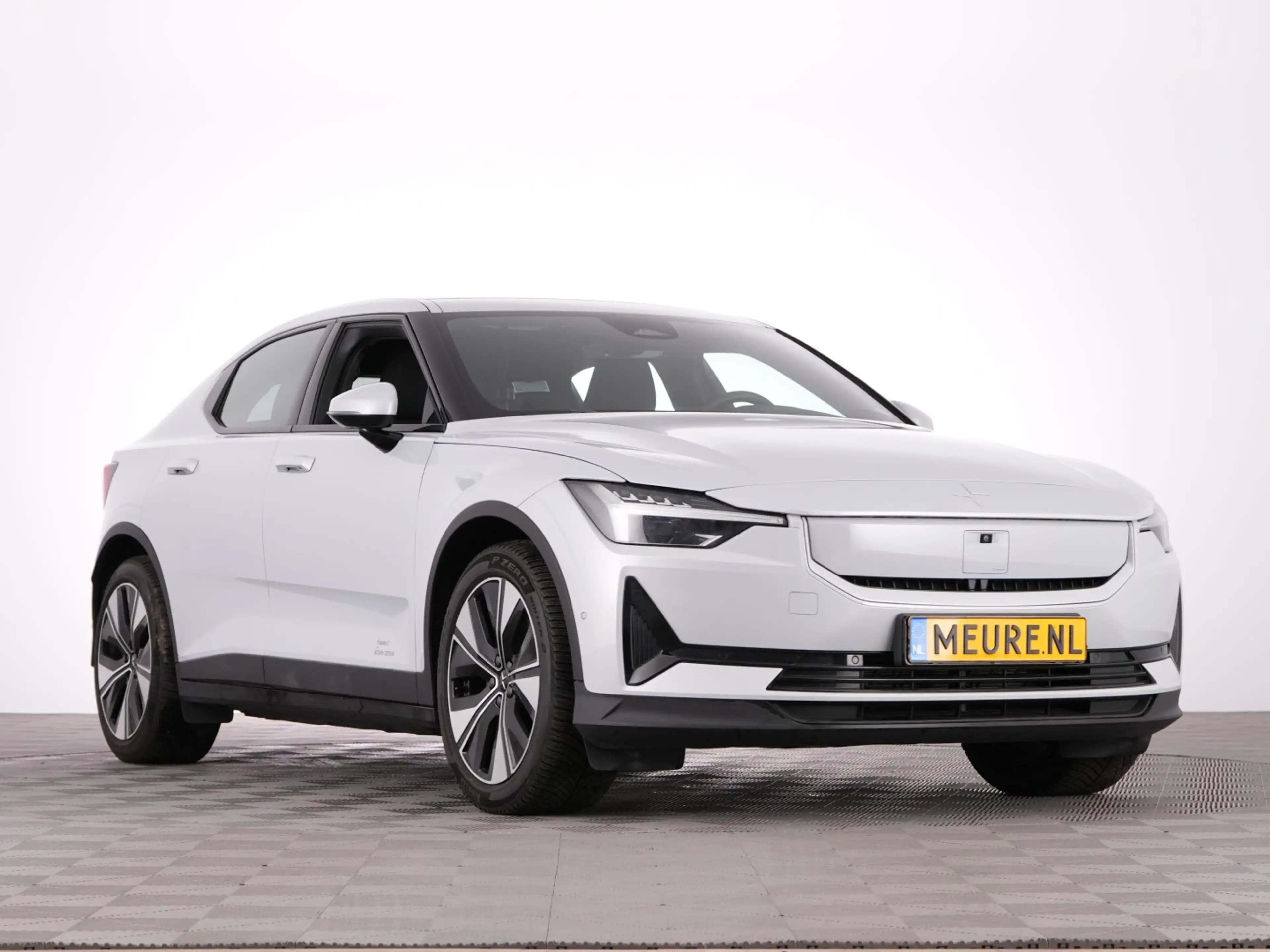 Polestar 2 Long Range Singe Motor 82 kWh *SOH 97.7%* PANORAMA — photo 25