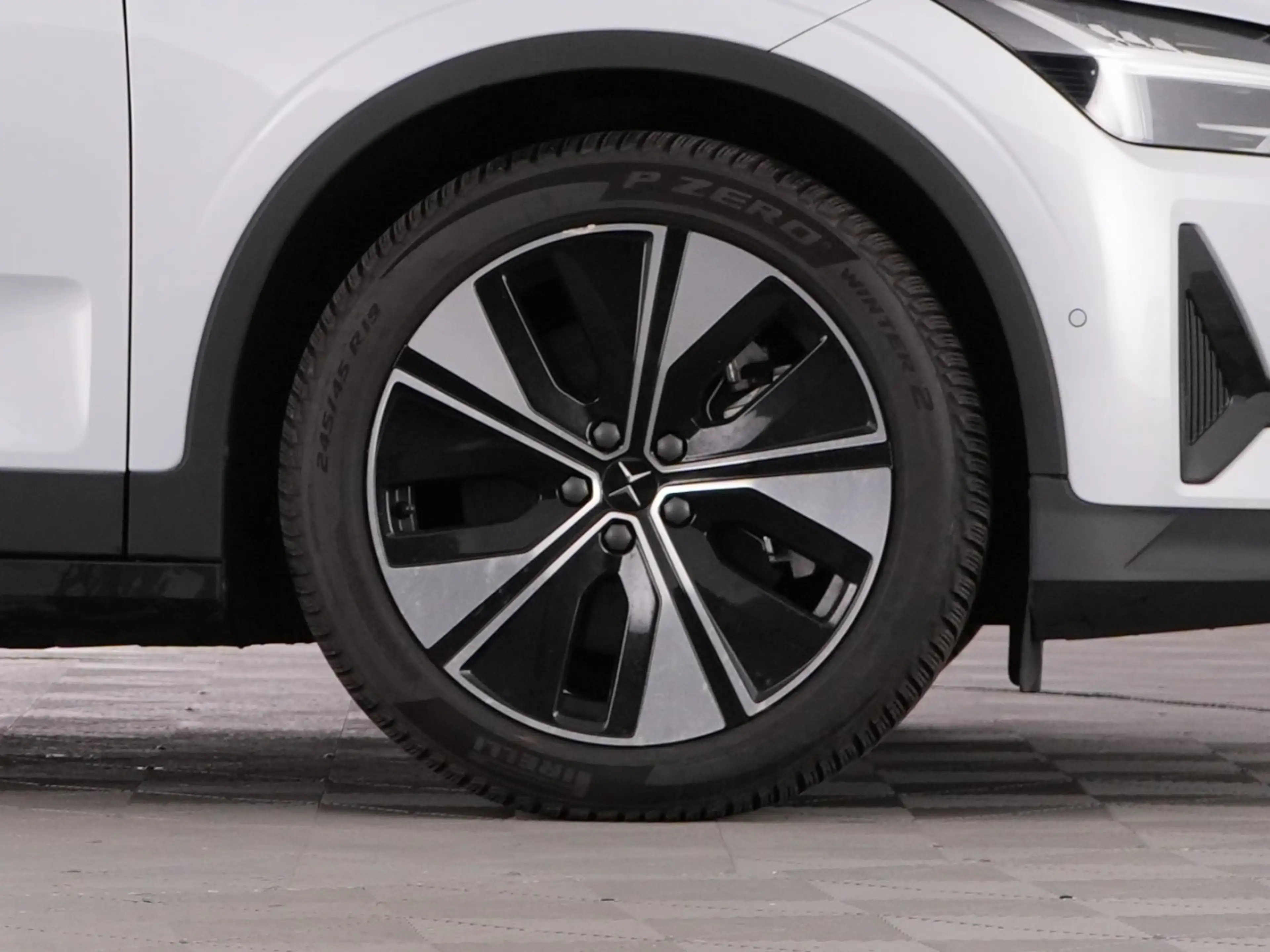 Polestar 2 Long Range Singe Motor 82 kWh *SOH 97.7%* PANORAMA — photo 40