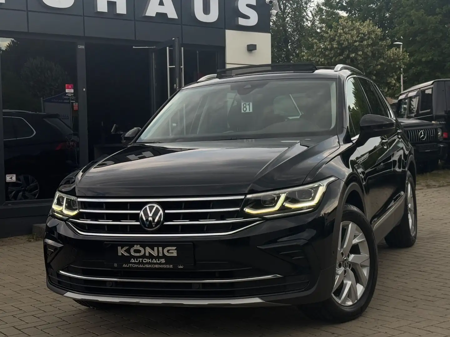 Volkswagen Tiguan Elegance*StHzg*R-Kam°Pano°DSG*IQ Light Schwarz - 2