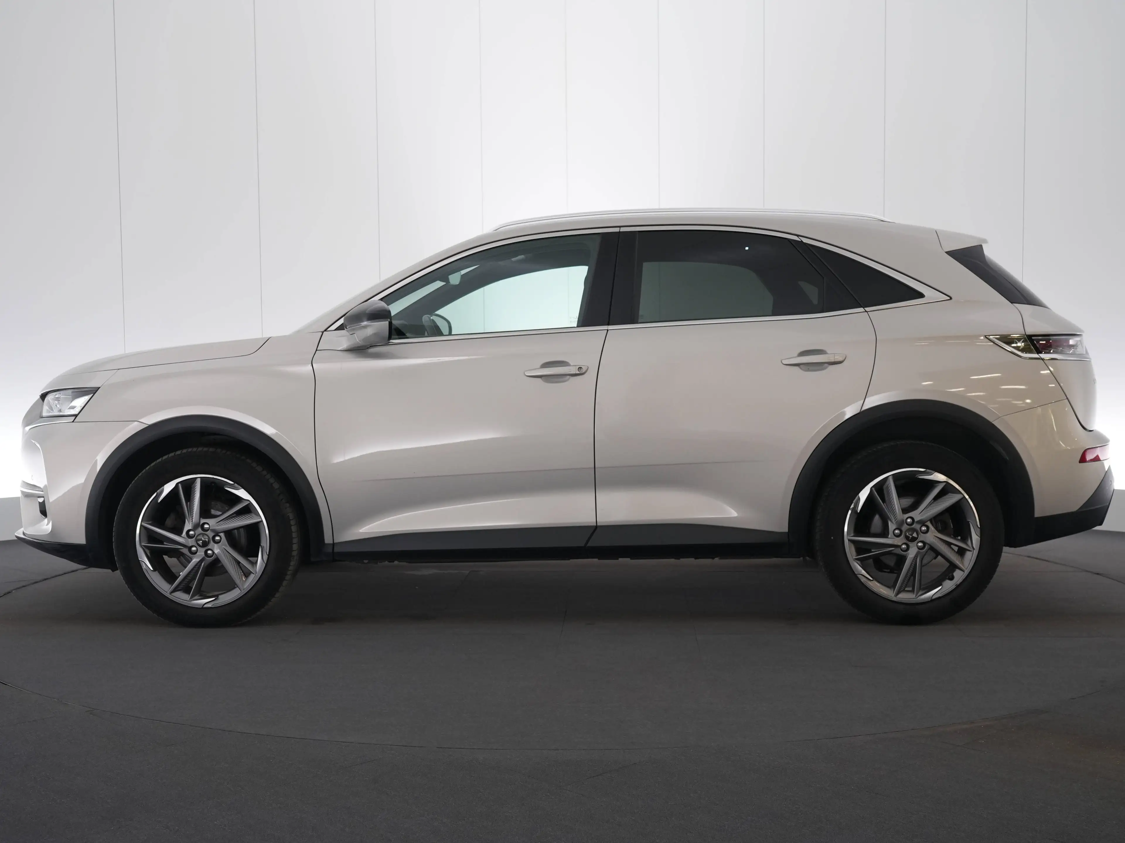 DS Automobiles DS 7 Crossback DS 7 CROSSBACK 1.5 BlueHDi Bastille — photo 11