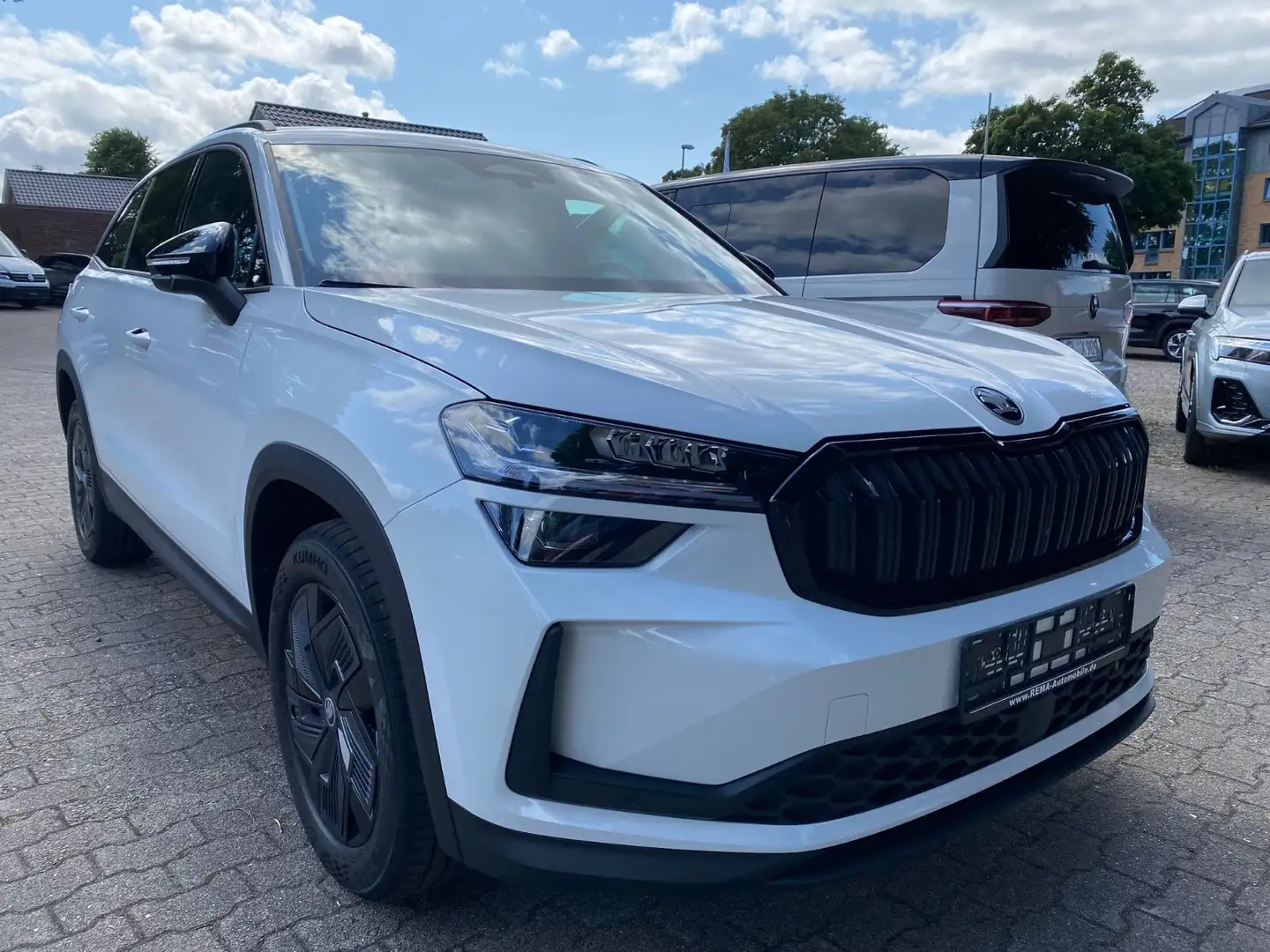 Skoda Kodiaq 1.5 TSI mHEV Selection NAVI AHK Standheiz Blanc - 2