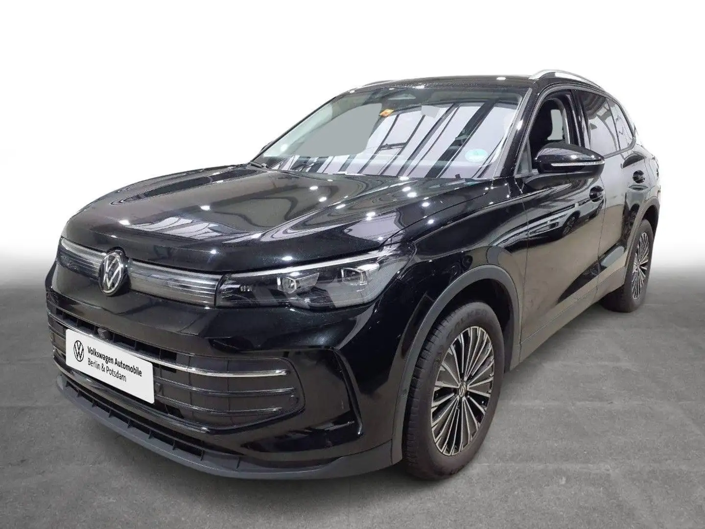 Volkswagen Tiguan 2.0 TDI Goal AHK Navi Matrix-LED 360° Schwarz - 2