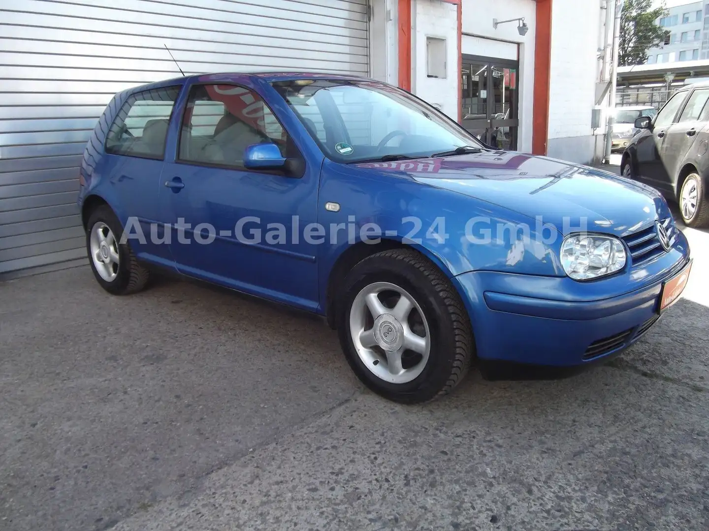 Volkswagen Golf 1.6i Generation Autom, Standheizung Blau - 1