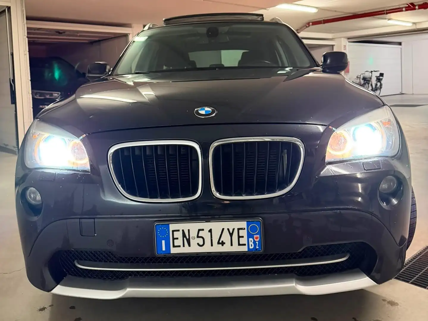 BMW X1 X1 xDrive20d EURO5 PERFEKT 4X4!!+Tüv!!! Schwarz - 2