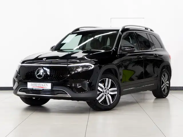 Mercedes-Benz EQB 300 4M Progressive DISTRONIC+ Carplay Camera