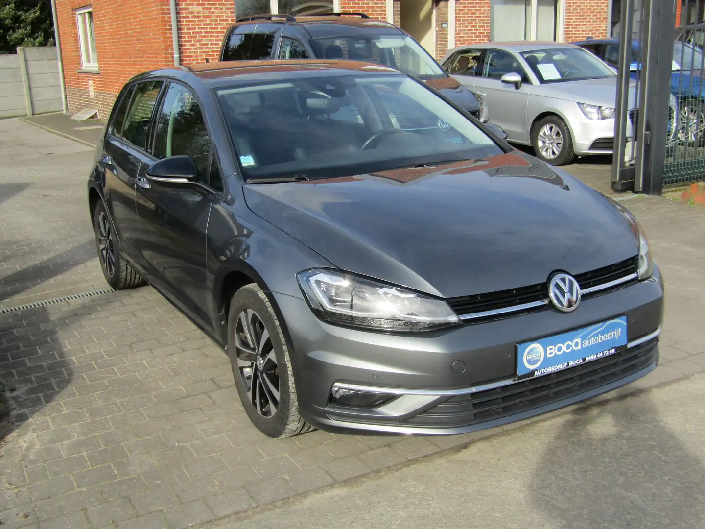 Volkswagen Golf 2.0 SCR TDi IQ.Drive DSG (EU6.2) Grijs - 2