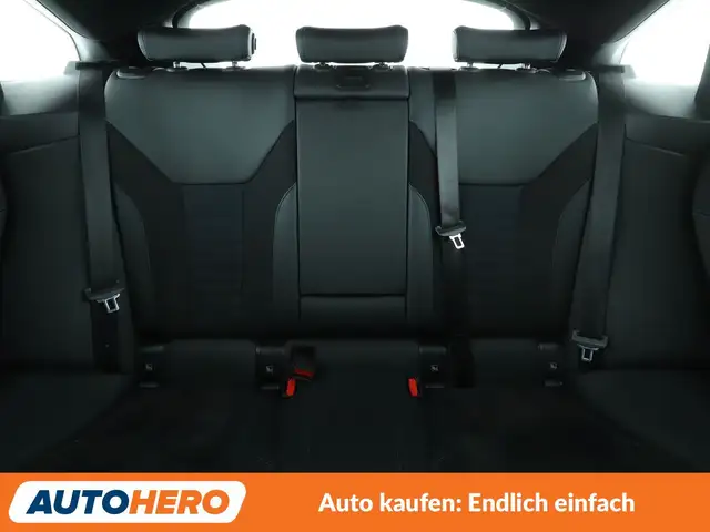 BMW 4 Series view 15