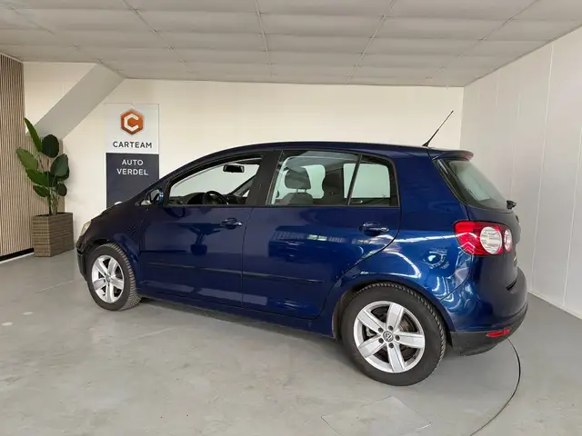Volkswagen Golf Plus view 2