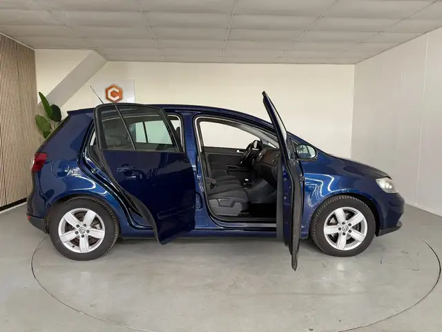 Volkswagen Golf Plus view 9