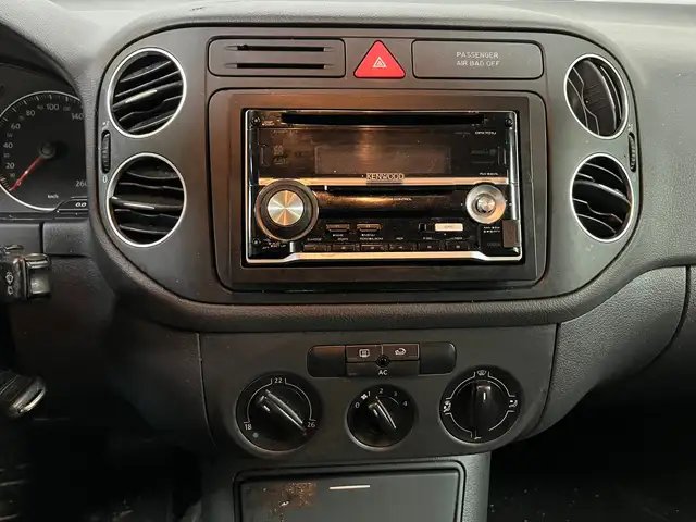Volkswagen Golf Plus view 16