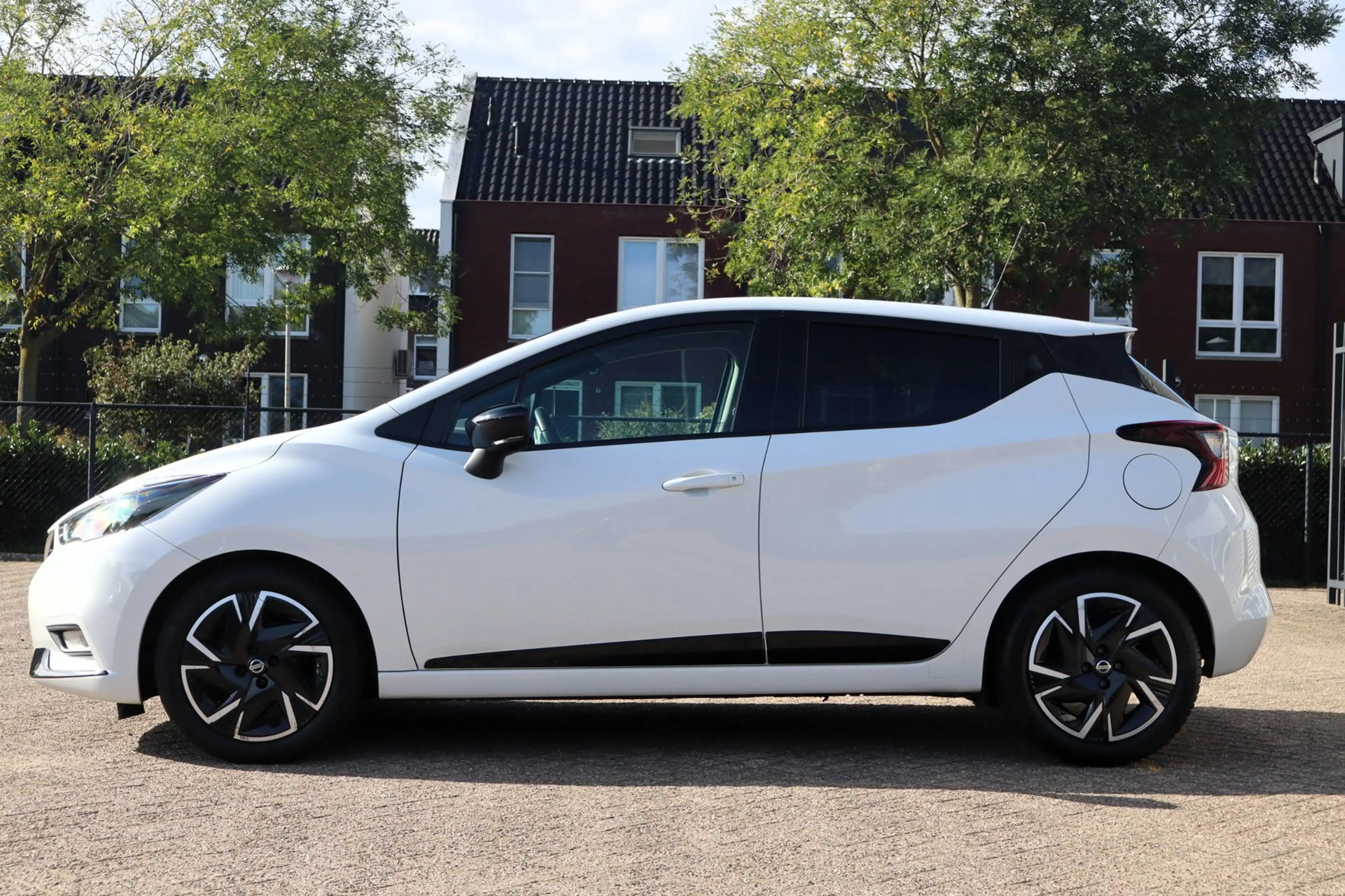 Nissan Micra 1.0 IG-T N-Design — photo 4