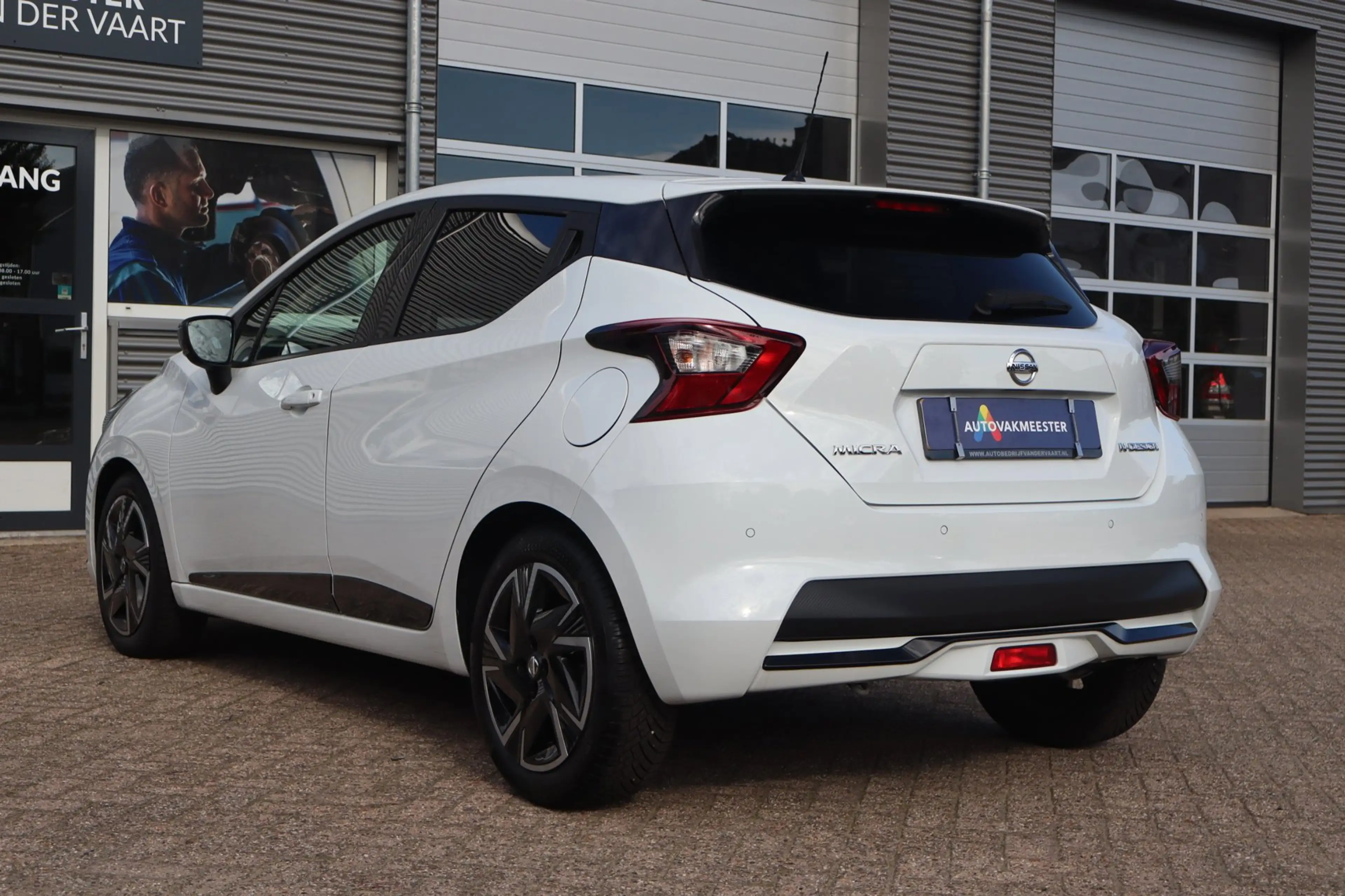Nissan Micra 1.0 IG-T N-Design — photo 6
