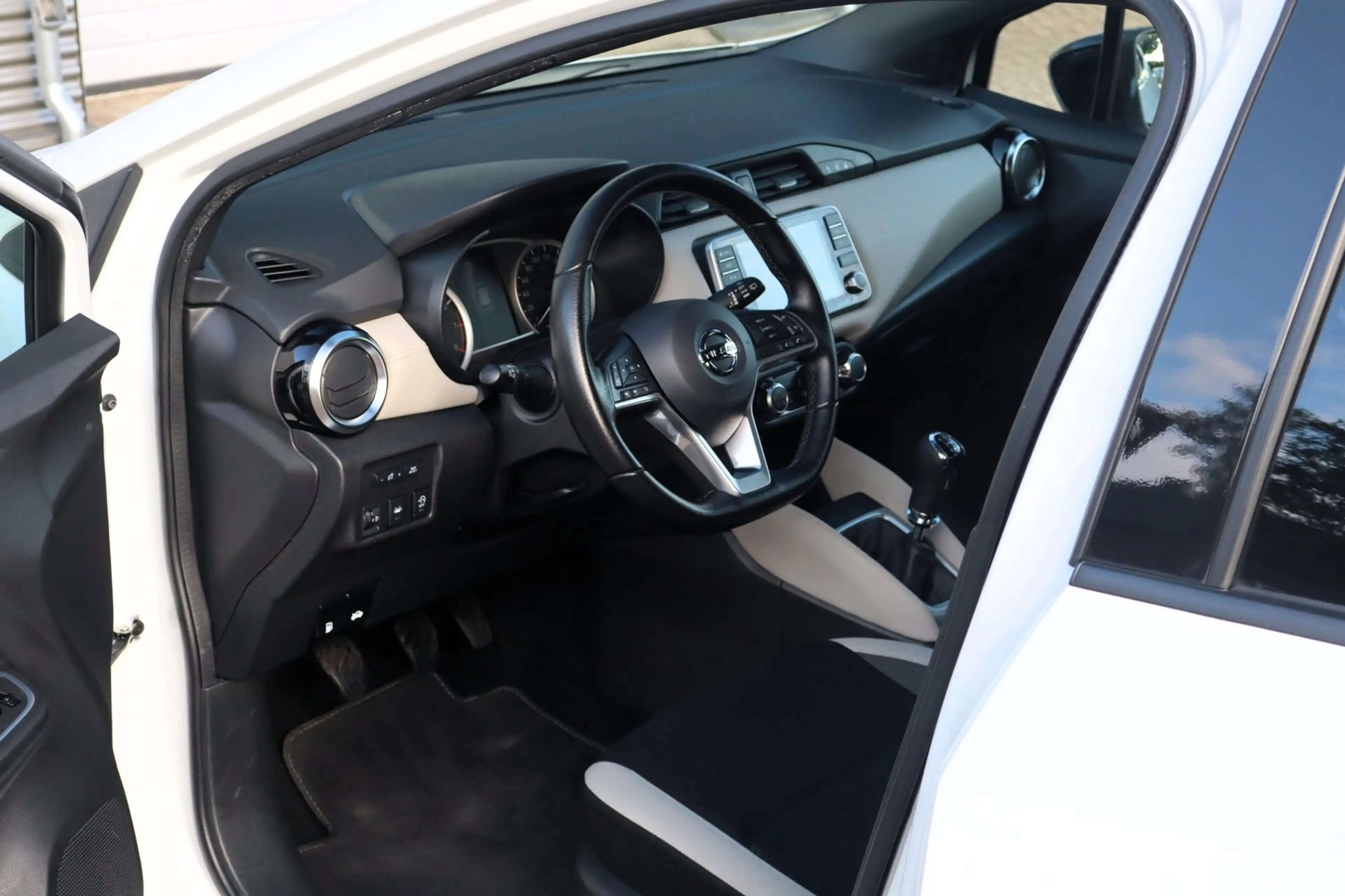 Nissan Micra 1.0 IG-T N-Design — photo 13
